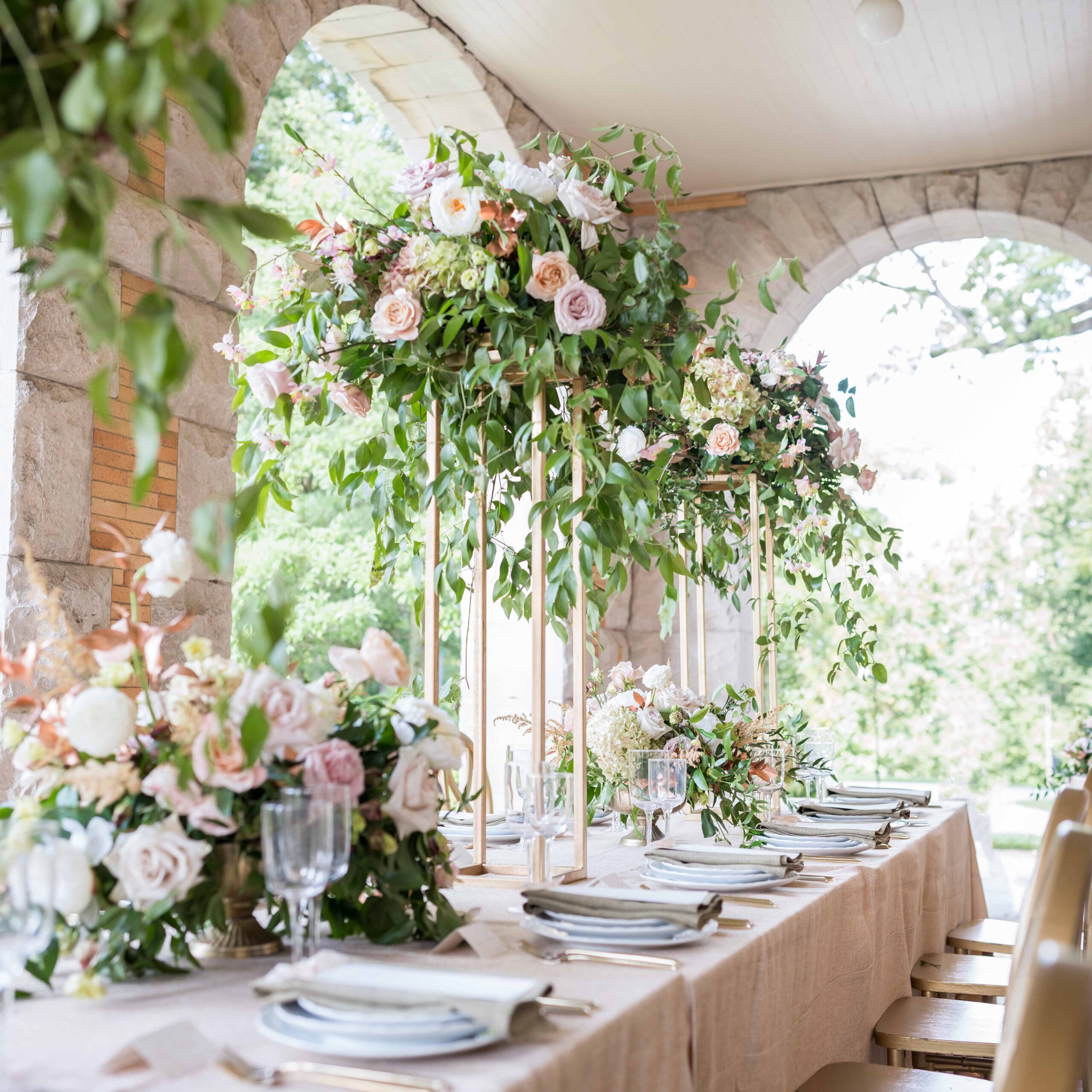 St. Louis wedding photographer luxury tablescape